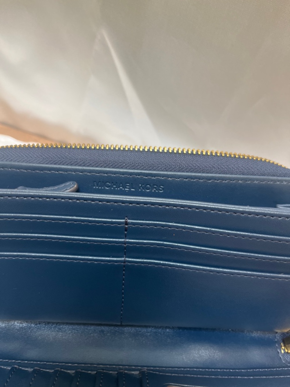 Michael Kors Navy Large Jet Set Continental Travel Wallet - Picture 14 of 15